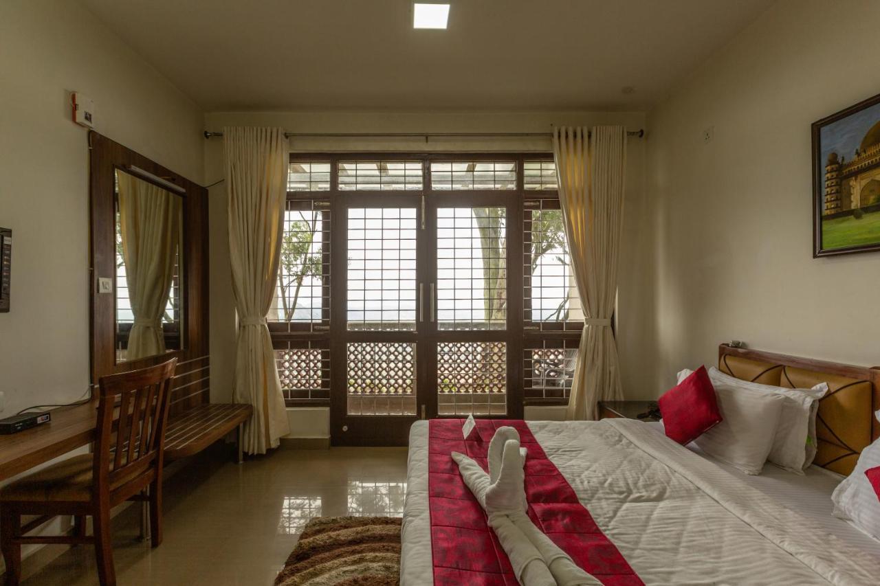 Kstdc Hotel Mayura Pine Top Nandi Hills ภายนอก รูปภาพ
